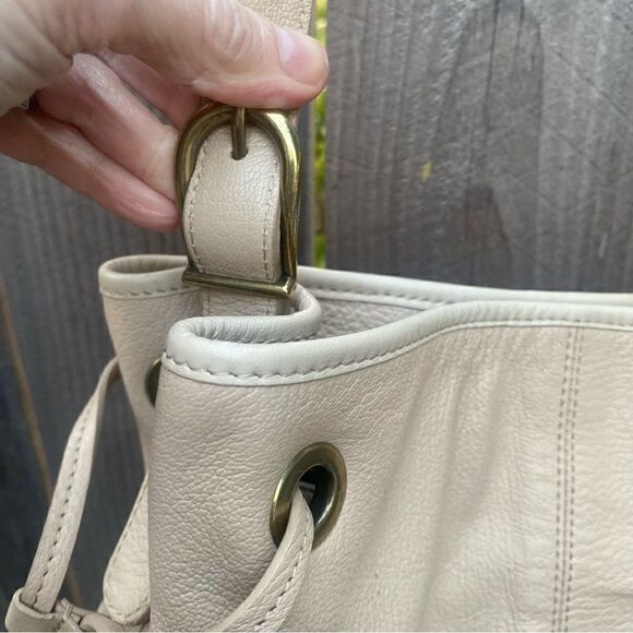 Gerald Dardel beige leather crossbody purse - Picture 5 of 8